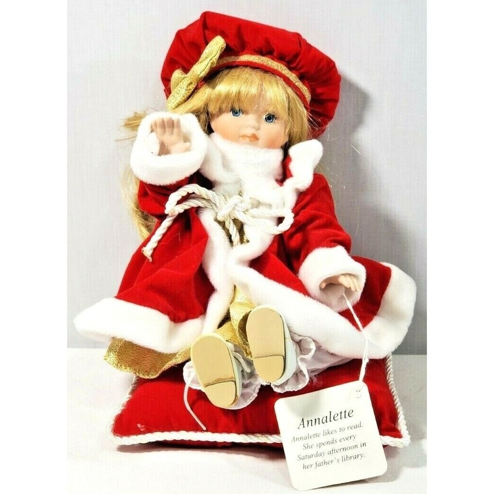 Christmas Vintage Annalette Classic Treasures Musical Animated Porcelain Doll